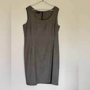 Lafayette 148 Elegant Black/White lined Sheeth Dress